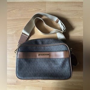 Michael Kors Cross Body
